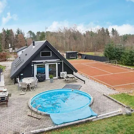 Sleeps 8 Pool Wifi