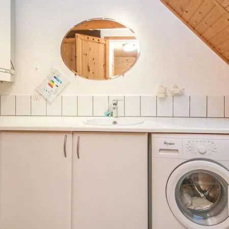Sleeps 8 Pool Wifi *